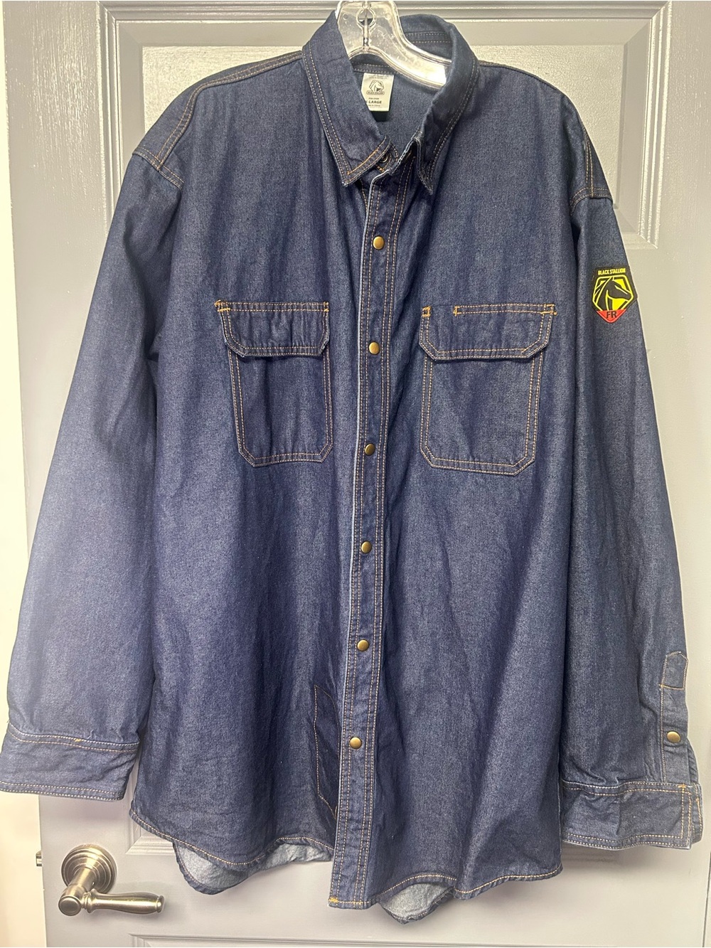BLACK STALLION FR men’s denim work shirt. Size XL. Excellent condition!